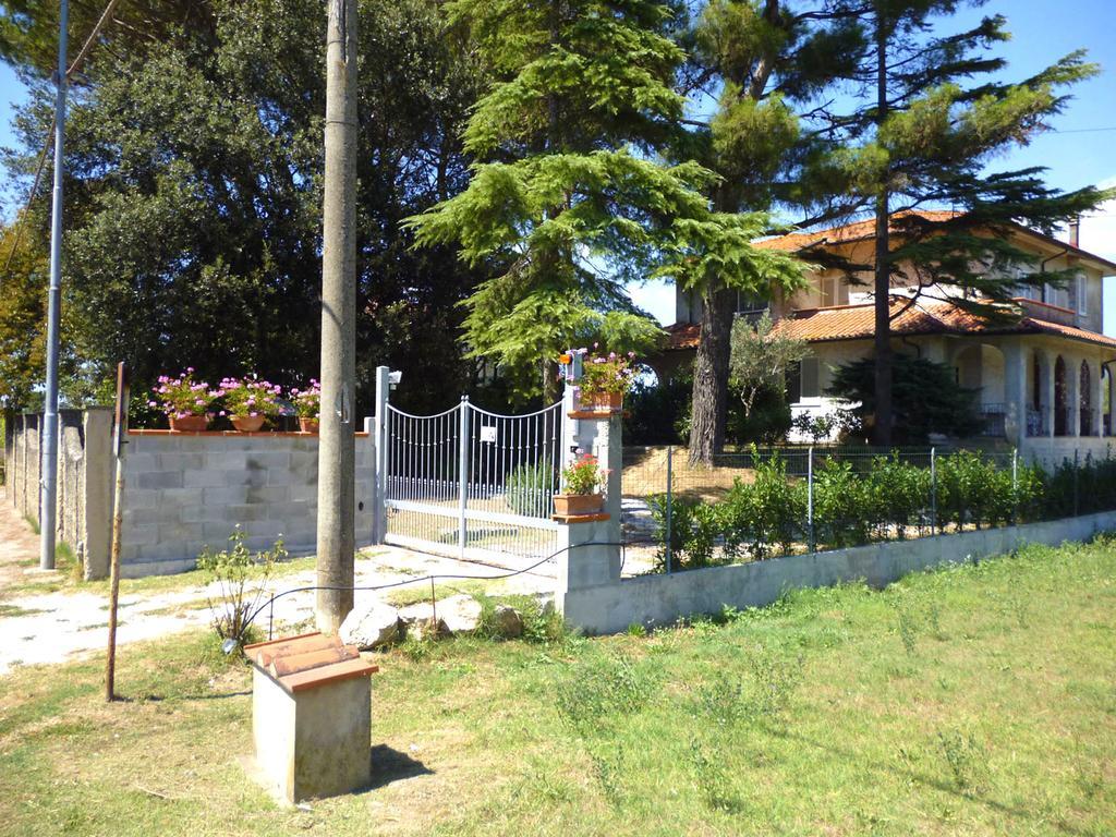 Villetta La Pineta Latignano Екстериор снимка